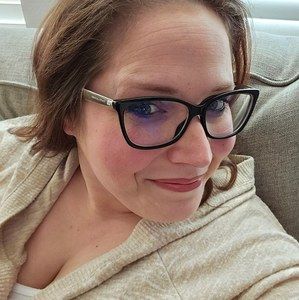 Meet your Posher, Gina